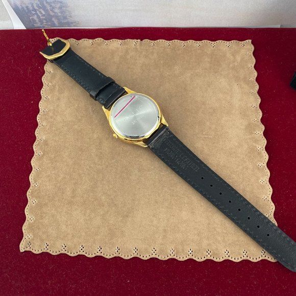 Vintage Relic by Fossil Moonphase Gold Watch - Picture 6 of 8